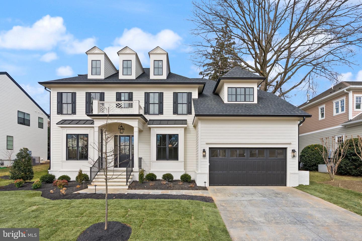 6613 31ST ST N, ARLINGTON, Virginia 22213, 7 Bedrooms Bedrooms, ,7 BathroomsBathrooms,Residential,For sale,6613 31ST ST N,VAAR2067454 MLS # VAAR2067454