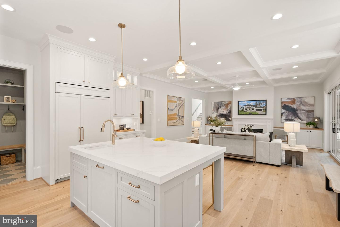 6613 31ST ST N, ARLINGTON, Virginia 22213, 7 Bedrooms Bedrooms, ,7 BathroomsBathrooms,Residential,For sale,6613 31ST ST N,VAAR2067454 MLS # VAAR2067454