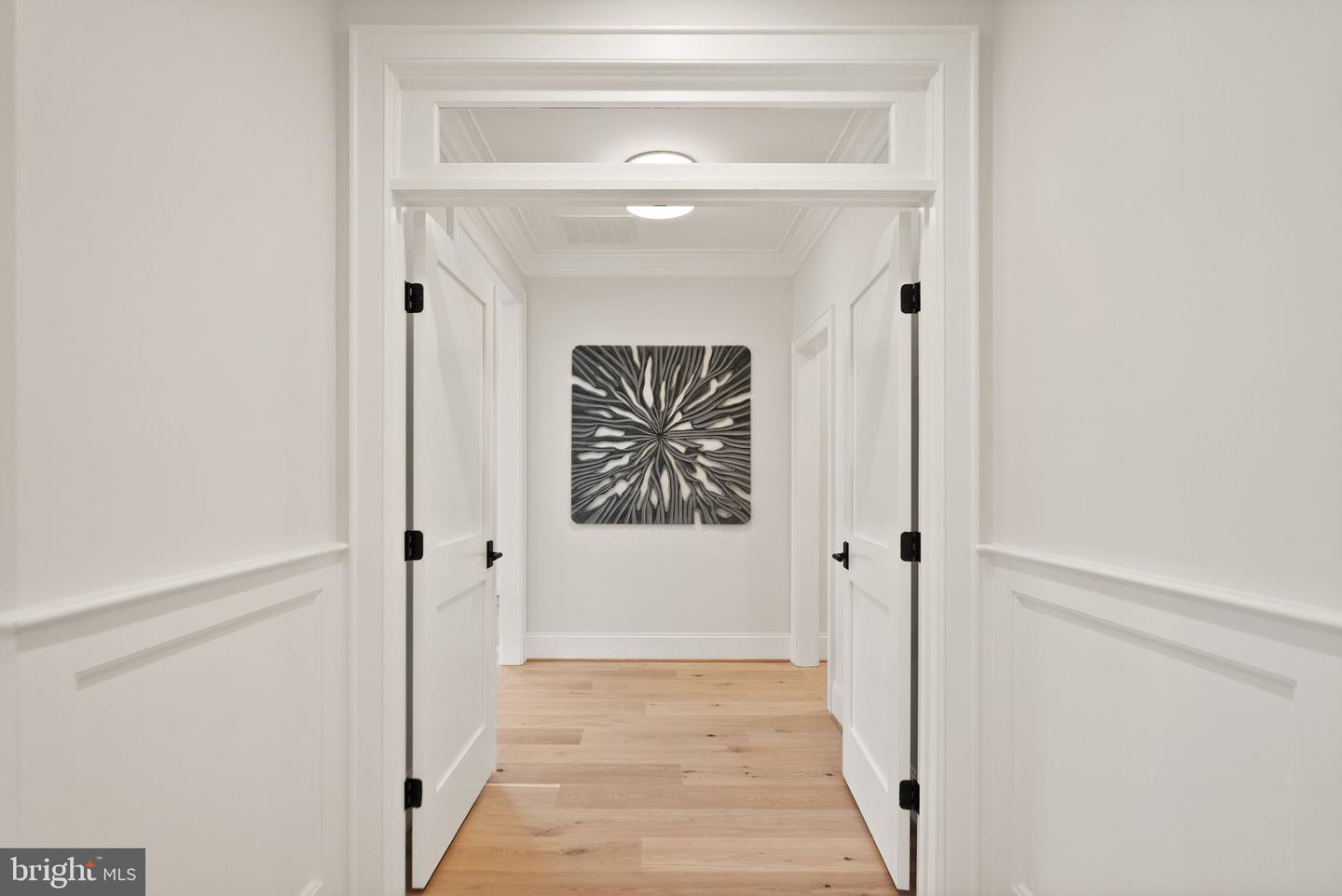 6613 31ST ST N, ARLINGTON, Virginia 22213, 7 Bedrooms Bedrooms, ,7 BathroomsBathrooms,Residential,For sale,6613 31ST ST N,VAAR2067454 MLS # VAAR2067454