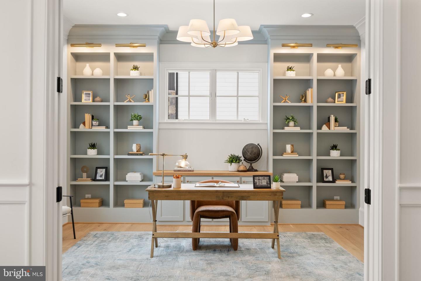 6613 31ST ST N, ARLINGTON, Virginia 22213, 7 Bedrooms Bedrooms, ,7 BathroomsBathrooms,Residential,For sale,6613 31ST ST N,VAAR2067454 MLS # VAAR2067454