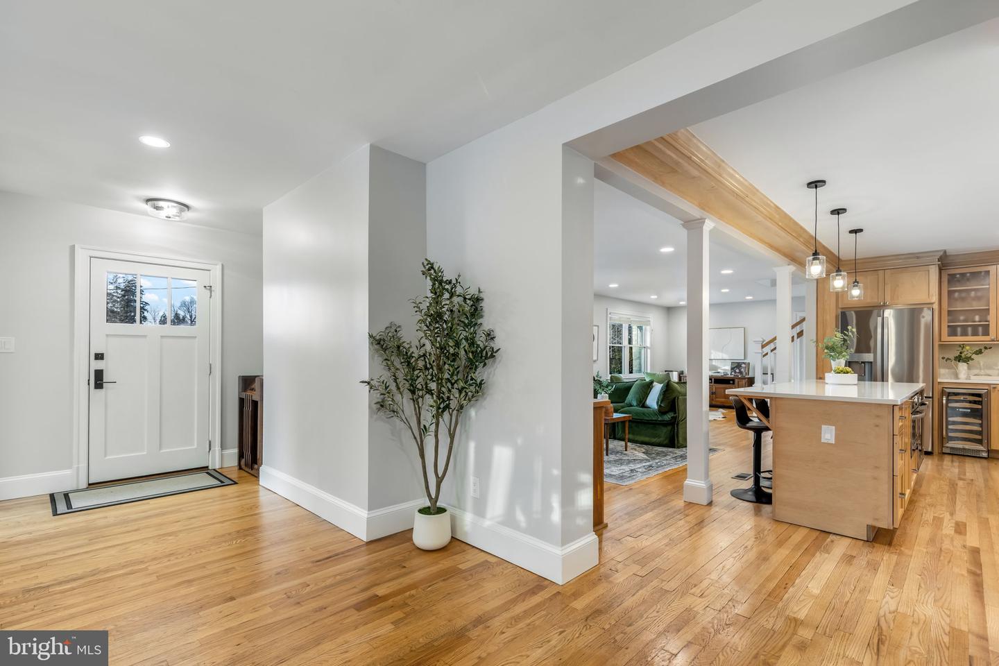 3101 N TORONTO ST, ARLINGTON, Virginia 22213, 5 Bedrooms Bedrooms, ,4 BathroomsBathrooms,Residential,For sale,3101 N TORONTO ST,VAAR2067470 MLS # VAAR2067470