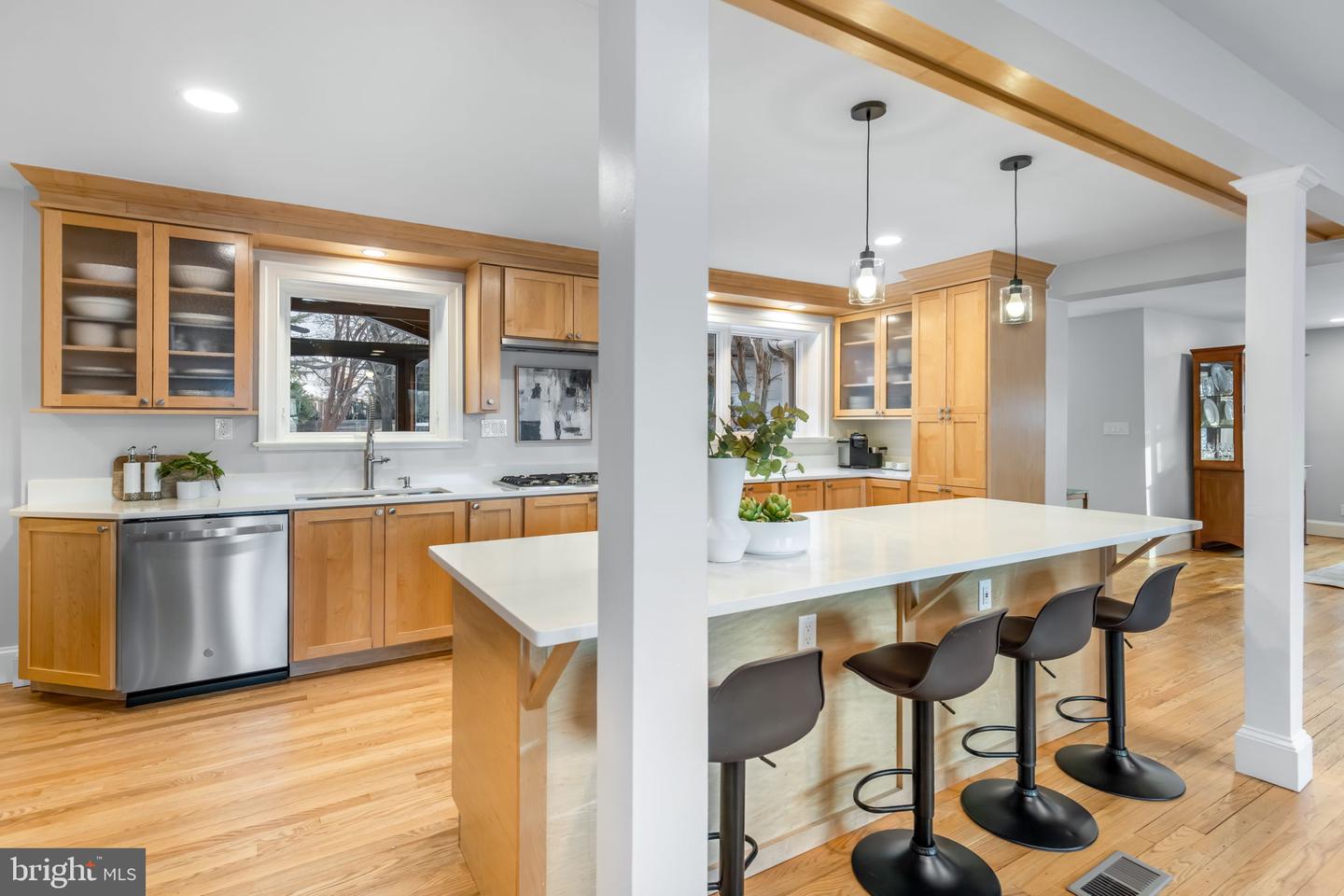 3101 N TORONTO ST, ARLINGTON, Virginia 22213, 5 Bedrooms Bedrooms, ,4 BathroomsBathrooms,Residential,For sale,3101 N TORONTO ST,VAAR2067470 MLS # VAAR2067470