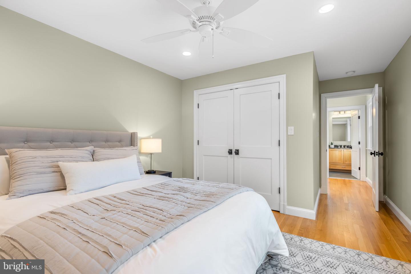 3101 N TORONTO ST, ARLINGTON, Virginia 22213, 5 Bedrooms Bedrooms, ,4 BathroomsBathrooms,Residential,For sale,3101 N TORONTO ST,VAAR2067470 MLS # VAAR2067470