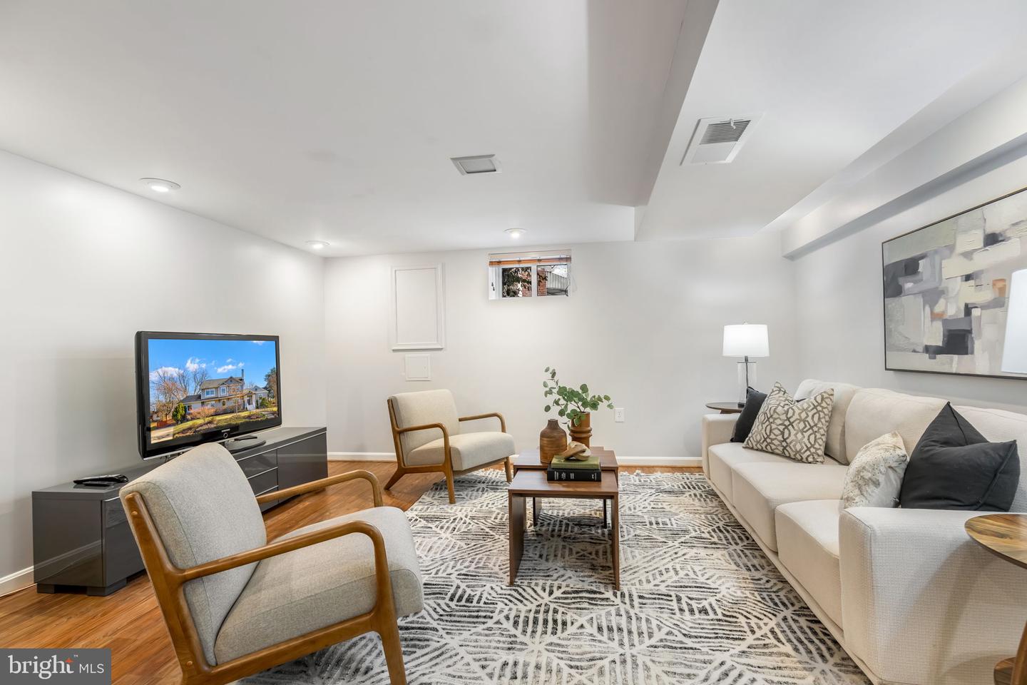 3101 N TORONTO ST, ARLINGTON, Virginia 22213, 5 Bedrooms Bedrooms, ,4 BathroomsBathrooms,Residential,For sale,3101 N TORONTO ST,VAAR2067470 MLS # VAAR2067470