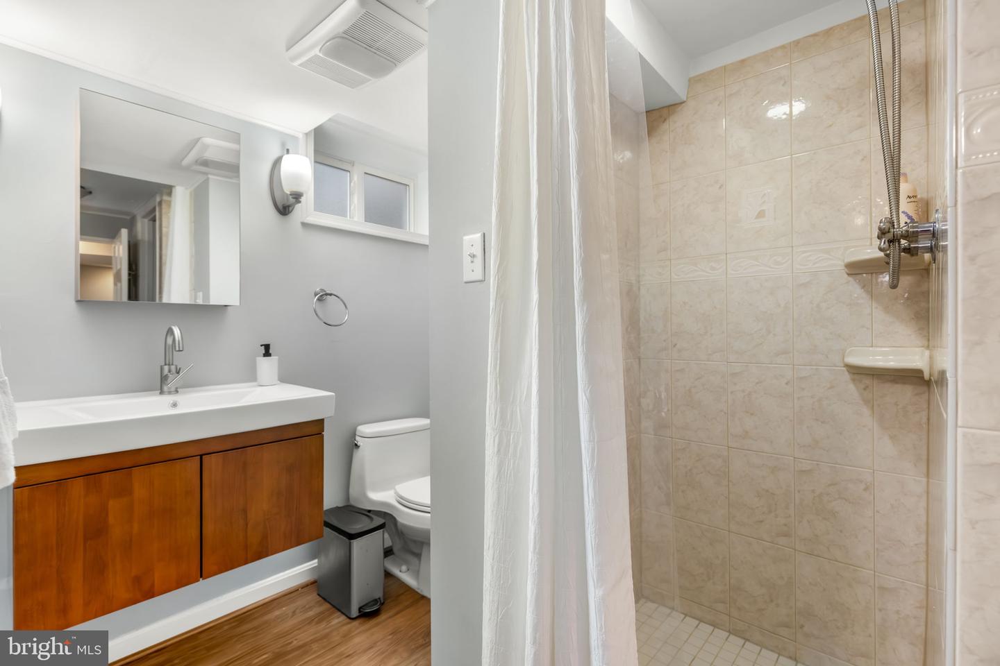 3101 N TORONTO ST, ARLINGTON, Virginia 22213, 5 Bedrooms Bedrooms, ,4 BathroomsBathrooms,Residential,For sale,3101 N TORONTO ST,VAAR2067470 MLS # VAAR2067470