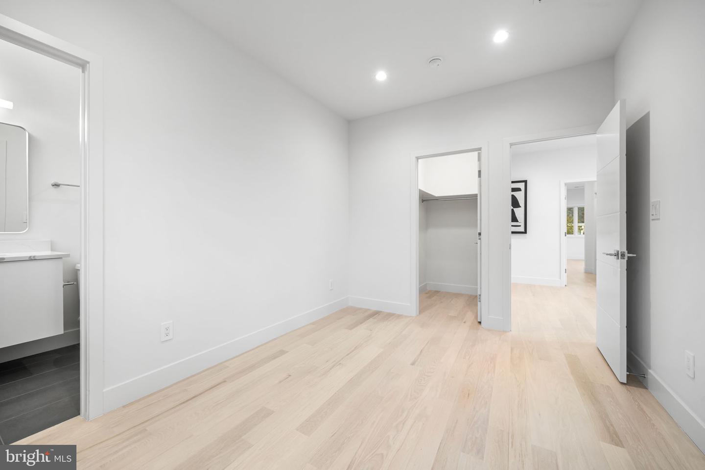 4810 3RD ST N, ARLINGTON, Virginia 22203, 6 Bedrooms Bedrooms, ,5 BathroomsBathrooms,Residential,For sale,4810 3RD ST N,VAAR2067594 MLS # VAAR2067594 4810 3RD ST N, ARLINGTON, Virginia 22203, 6 Bedrooms Bedrooms, ,5 BathroomsBathrooms,Residential,For sale,4810 3RD ST N,VAAR2067594 MLS # VAAR2067594