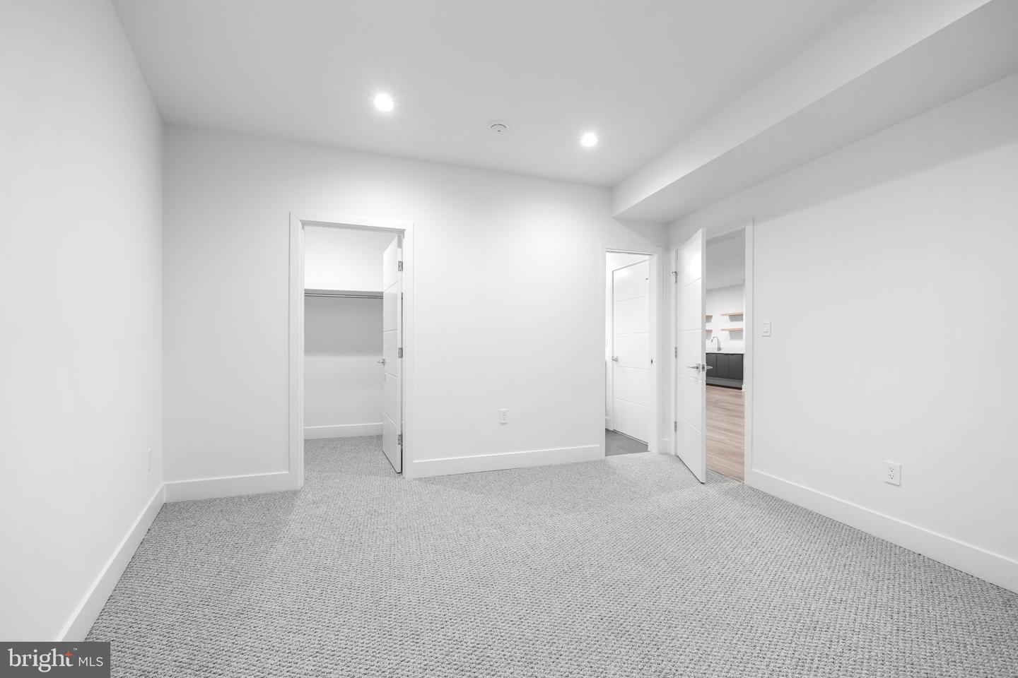 4810 3RD ST N, ARLINGTON, Virginia 22203, 6 Bedrooms Bedrooms, ,5 BathroomsBathrooms,Residential,For sale,4810 3RD ST N,VAAR2067594 MLS # VAAR2067594 4810 3RD ST N, ARLINGTON, Virginia 22203, 6 Bedrooms Bedrooms, ,5 BathroomsBathrooms,Residential,For sale,4810 3RD ST N,VAAR2067594 MLS # VAAR2067594