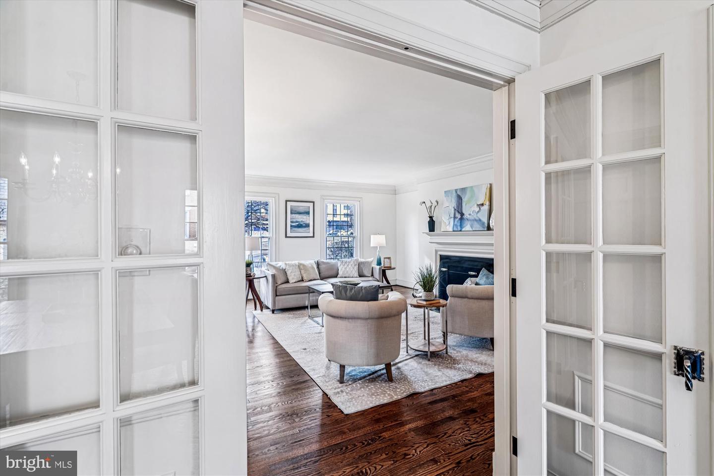 1326 N LYNNBROOK DR, ARLINGTON, Virginia 22201, 3 Bedrooms Bedrooms, ,2 BathroomsBathrooms,Residential,For sale,1326 N LYNNBROOK DR,VAAR2067646 MLS # VAAR2067646