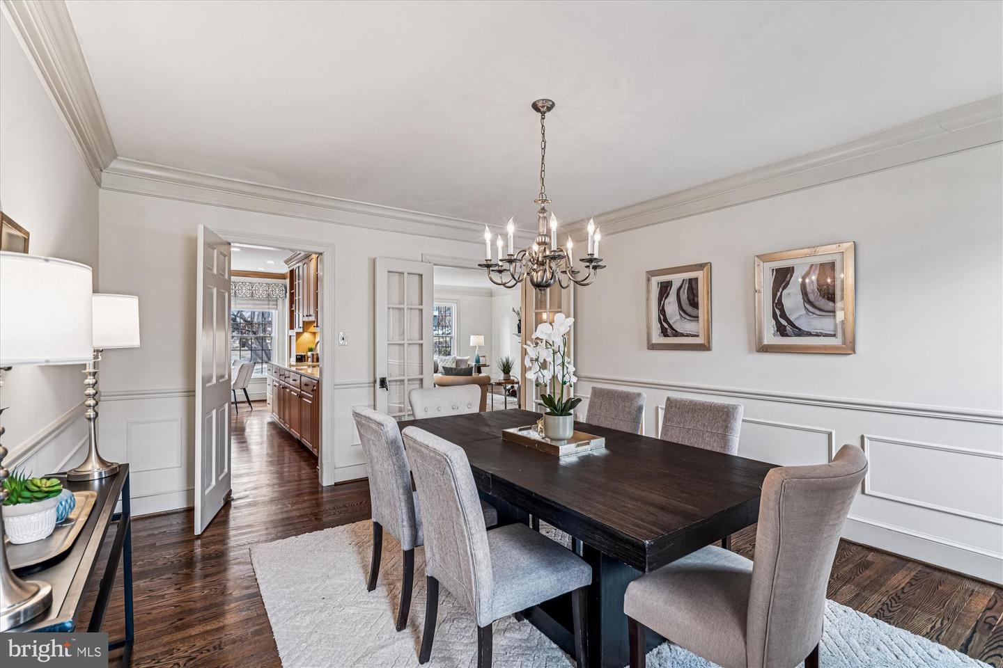 1326 N LYNNBROOK DR, ARLINGTON, Virginia 22201, 3 Bedrooms Bedrooms, ,2 BathroomsBathrooms,Residential,For sale,1326 N LYNNBROOK DR,VAAR2067646 MLS # VAAR2067646