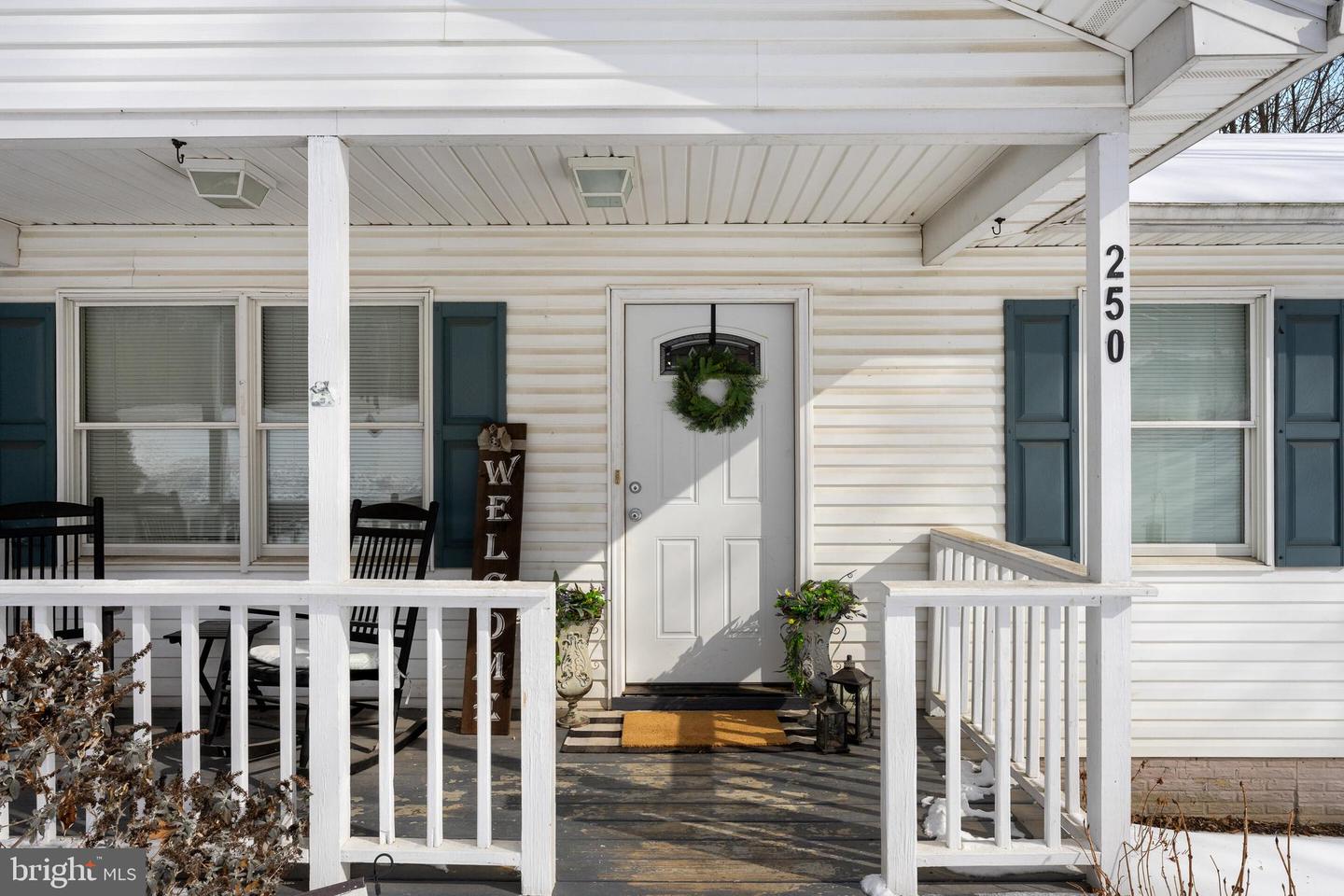 250 RIDGE TOP LN, LINDEN, Virginia 22642, 4 Bedrooms Bedrooms, ,3 BathroomsBathrooms,Residential,For sale,250 RIDGE TOP LN,VAWR2013102 MLS # VAWR2013102 250 RIDGE TOP LN, LINDEN, Virginia 22642, 4 Bedrooms Bedrooms, ,3 BathroomsBathrooms,Residential,For sale,250 RIDGE TOP LN,VAWR2013102 MLS # VAWR2013102