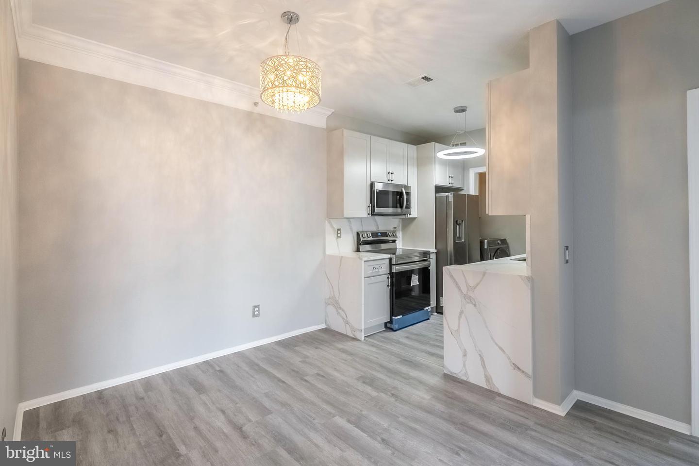 1581 SPRING GATE DR #5403, MCLEAN, Virginia 22102, 2 Bedrooms Bedrooms, ,2 BathroomsBathrooms,Residential,For sale,1581 SPRING GATE DR #5403,VAFX2285488 MLS # VAFX2285488 1581 SPRING GATE DR #5403, MCLEAN, Virginia 22102, 2 Bedrooms Bedrooms, ,2 BathroomsBathrooms,Residential,For sale,1581 SPRING GATE DR #5403,VAFX2285488 MLS # VAFX2285488