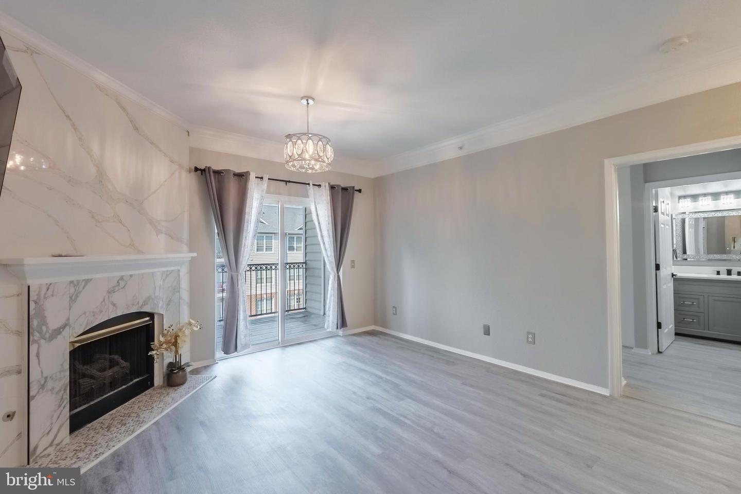 1581 SPRING GATE DR #5403, MCLEAN, Virginia 22102, 2 Bedrooms Bedrooms, ,2 BathroomsBathrooms,Residential,For sale,1581 SPRING GATE DR #5403,VAFX2285488 MLS # VAFX2285488 1581 SPRING GATE DR #5403, MCLEAN, Virginia 22102, 2 Bedrooms Bedrooms, ,2 BathroomsBathrooms,Residential,For sale,1581 SPRING GATE DR #5403,VAFX2285488 MLS # VAFX2285488