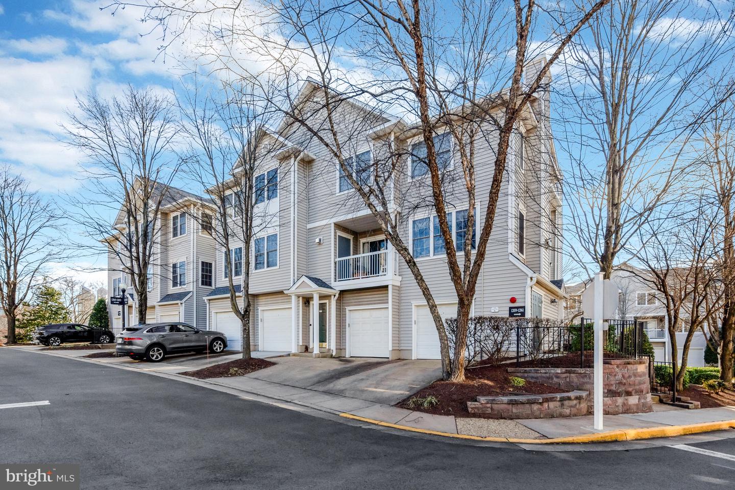 12851 FAIR BRIAR LN, FAIRFAX, Virginia 22033, 2 Bedrooms Bedrooms, ,2 BathroomsBathrooms,Residential,For sale,12851 FAIR BRIAR LN,VAFX2285662 MLS # VAFX2285662