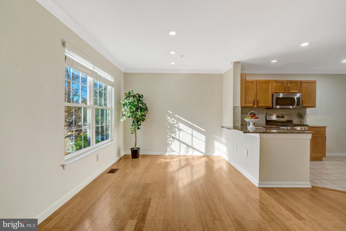 12851 FAIR BRIAR LN, FAIRFAX, Virginia 22033, 2 Bedrooms Bedrooms, ,2 BathroomsBathrooms,Residential,For sale,12851 FAIR BRIAR LN,VAFX2285662 MLS # VAFX2285662