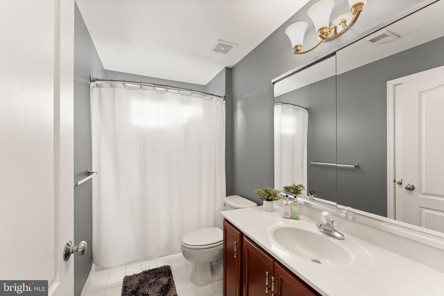 43387 LA BELLE PL, ASHBURN, Virginia 20147, 5 Bedrooms Bedrooms, ,4 BathroomsBathrooms,Residential,For sale,43387 LA BELLE PL,VALO2114086 MLS # VALO2114086