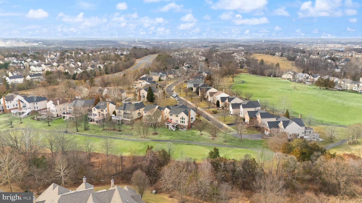 43387 LA BELLE PL, ASHBURN, Virginia 20147, 5 Bedrooms Bedrooms, ,4 BathroomsBathrooms,Residential,For sale,43387 LA BELLE PL,VALO2114086 MLS # VALO2114086