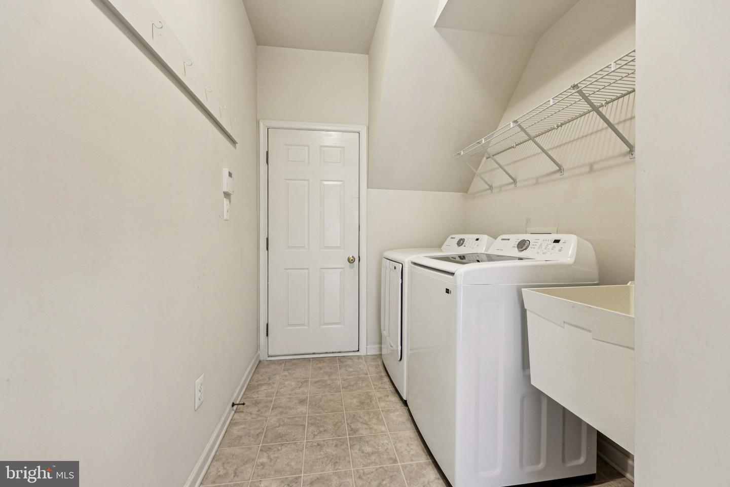 25429 CARRINGTON DR, CHANTILLY, Virginia 20152, 4 Bedrooms Bedrooms, ,2 BathroomsBathrooms,Residential,For sale,25429 CARRINGTON DR,VALO2114140 MLS # VALO2114140 25429 CARRINGTON DR, CHANTILLY, Virginia 20152, 4 Bedrooms Bedrooms, ,2 BathroomsBathrooms,Residential,For sale,25429 CARRINGTON DR,VALO2114140 MLS # VALO2114140