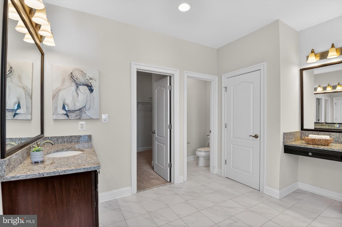 24814 BARRINGTON GROVE CT, ALDIE, Virginia 20105, 5 Bedrooms Bedrooms, 10 Rooms Rooms,4 BathroomsBathrooms,Residential,For sale,24814 BARRINGTON GROVE CT,VALO2114144 MLS # VALO2114144