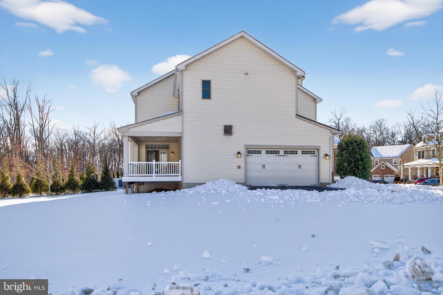 24814 BARRINGTON GROVE CT, ALDIE, Virginia 20105, 5 Bedrooms Bedrooms, 10 Rooms Rooms,4 BathroomsBathrooms,Residential,For sale,24814 BARRINGTON GROVE CT,VALO2114144 MLS # VALO2114144