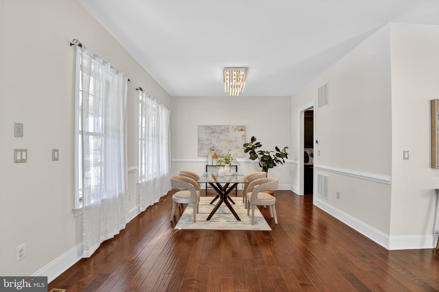 24814 BARRINGTON GROVE CT, ALDIE, Virginia 20105, 5 Bedrooms Bedrooms, 10 Rooms Rooms,4 BathroomsBathrooms,Residential,For sale,24814 BARRINGTON GROVE CT,VALO2114144 MLS # VALO2114144