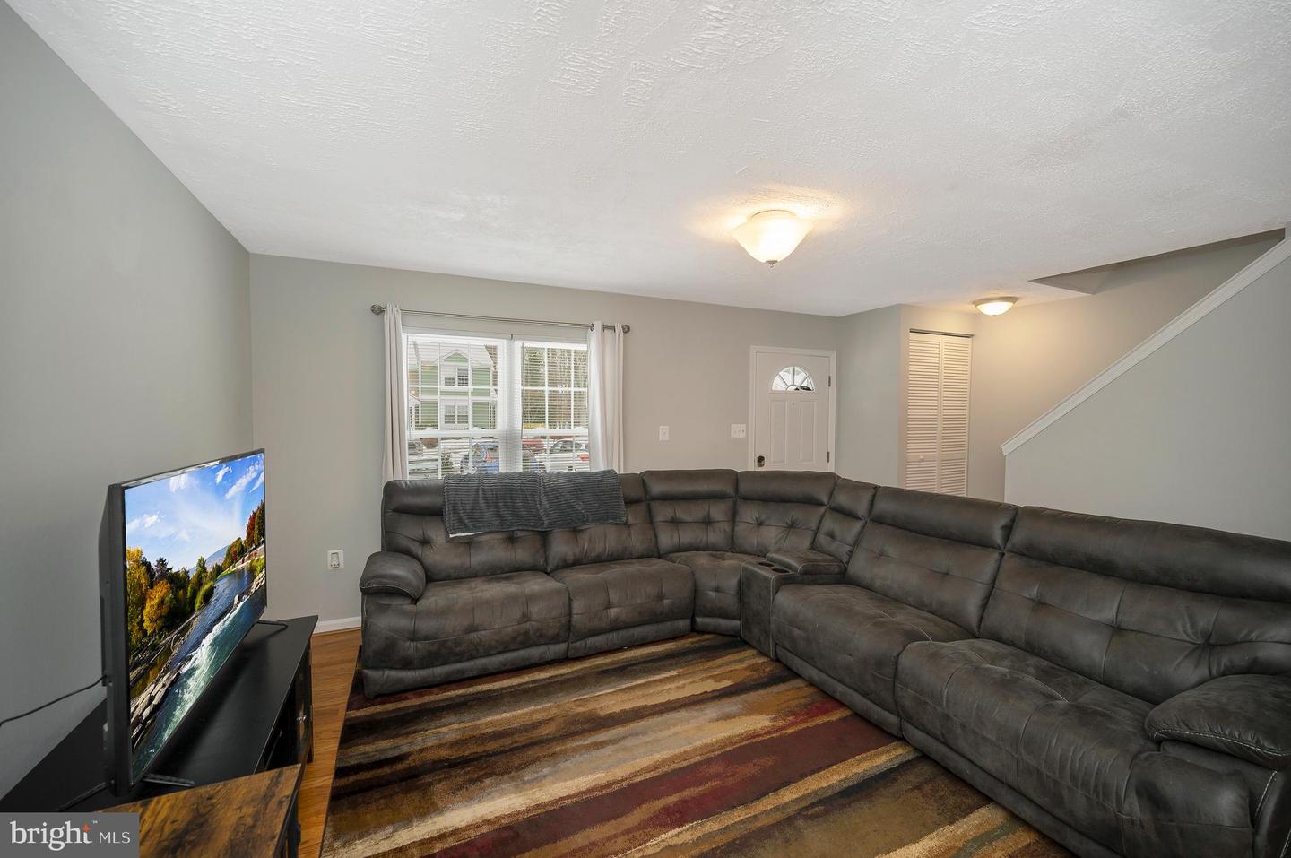 15233 STREAMSIDE CT, DUMFRIES, Virginia 22025, 3 Bedrooms Bedrooms, 12 Rooms Rooms,2 BathroomsBathrooms,Residential,For sale,15233 STREAMSIDE CT,VAPW2110770 MLS # VAPW2110770