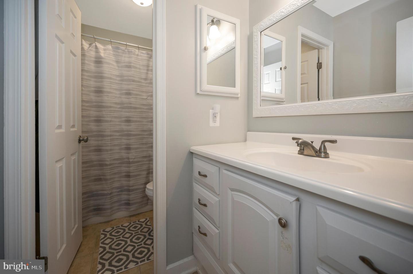 15233 STREAMSIDE CT, DUMFRIES, Virginia 22025, 3 Bedrooms Bedrooms, 12 Rooms Rooms,2 BathroomsBathrooms,Residential,For sale,15233 STREAMSIDE CT,VAPW2110770 MLS # VAPW2110770