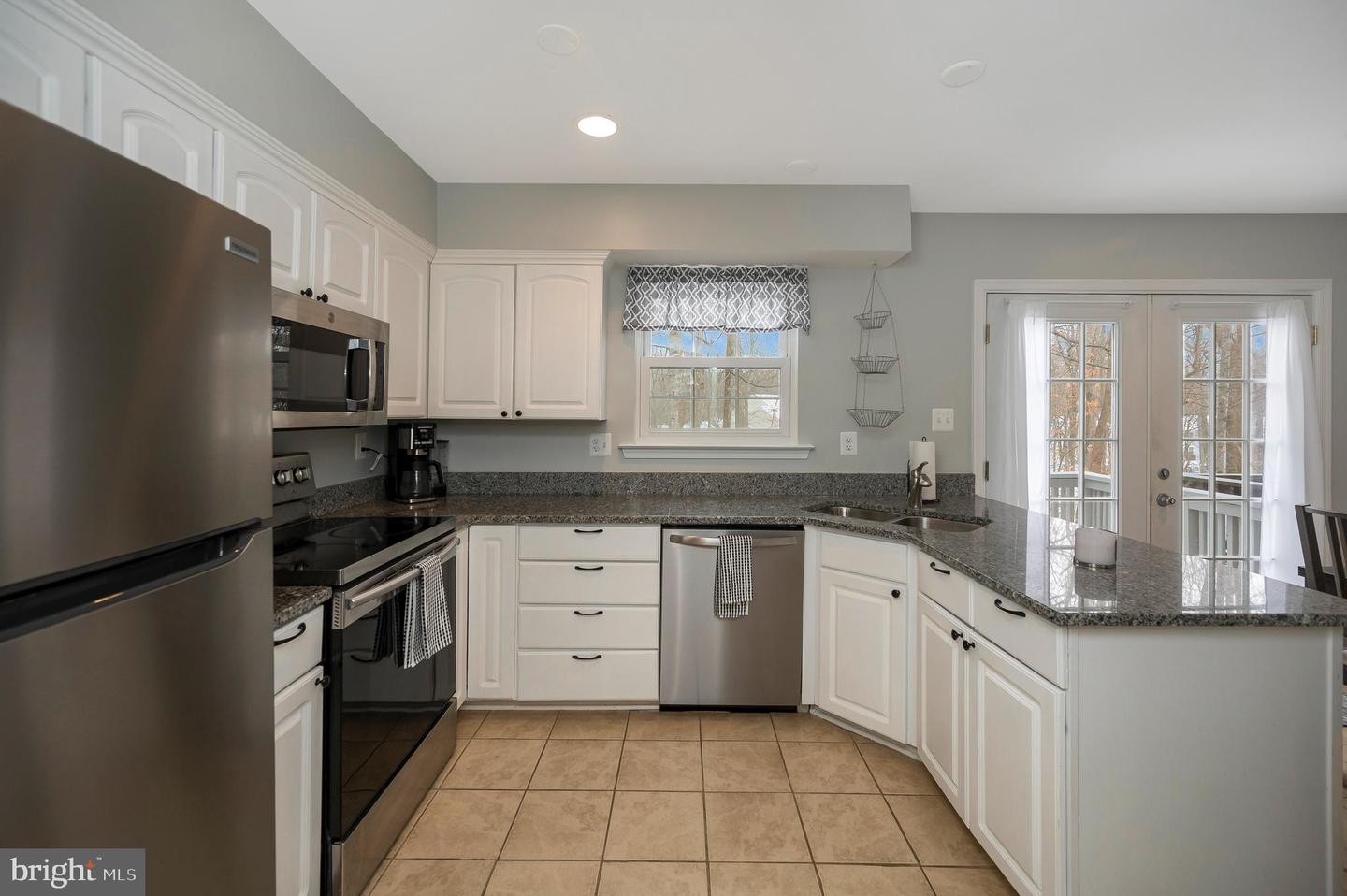 15233 STREAMSIDE CT, DUMFRIES, Virginia 22025, 3 Bedrooms Bedrooms, 12 Rooms Rooms,2 BathroomsBathrooms,Residential,For sale,15233 STREAMSIDE CT,VAPW2110770 MLS # VAPW2110770