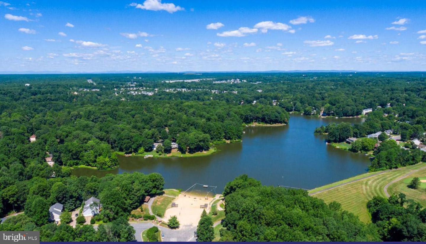 15233 STREAMSIDE CT, DUMFRIES, Virginia 22025, 3 Bedrooms Bedrooms, 12 Rooms Rooms,2 BathroomsBathrooms,Residential,For sale,15233 STREAMSIDE CT,VAPW2110770 MLS # VAPW2110770