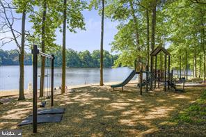 15233 STREAMSIDE CT, DUMFRIES, Virginia 22025, 3 Bedrooms Bedrooms, 12 Rooms Rooms,2 BathroomsBathrooms,Residential,For sale,15233 STREAMSIDE CT,VAPW2110770 MLS # VAPW2110770