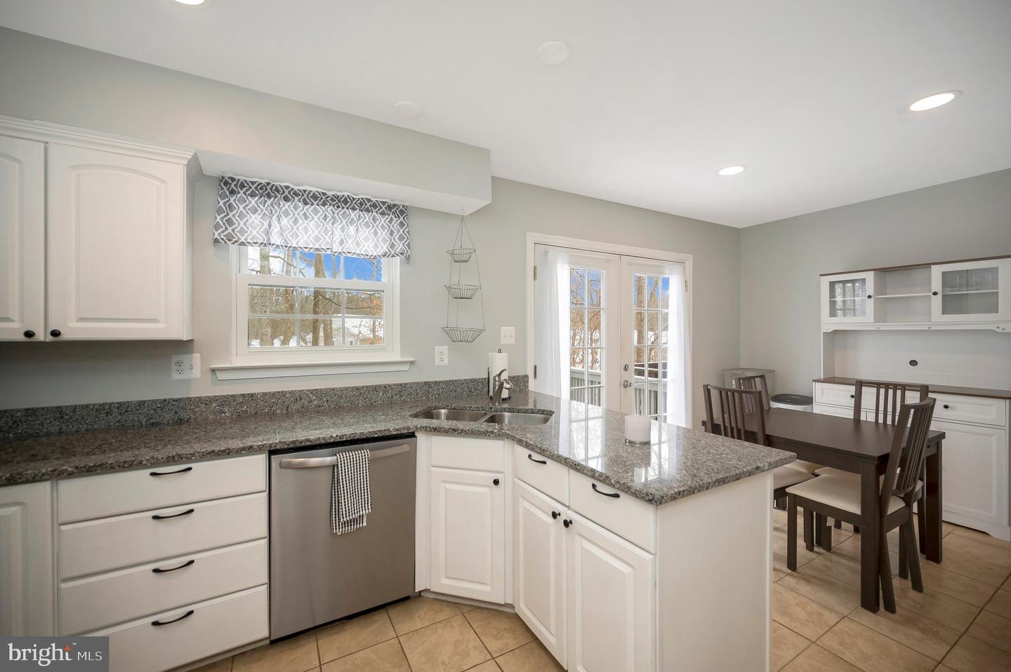 15233 STREAMSIDE CT, DUMFRIES, Virginia 22025, 3 Bedrooms Bedrooms, 12 Rooms Rooms,2 BathroomsBathrooms,Residential,For sale,15233 STREAMSIDE CT,VAPW2110770 MLS # VAPW2110770