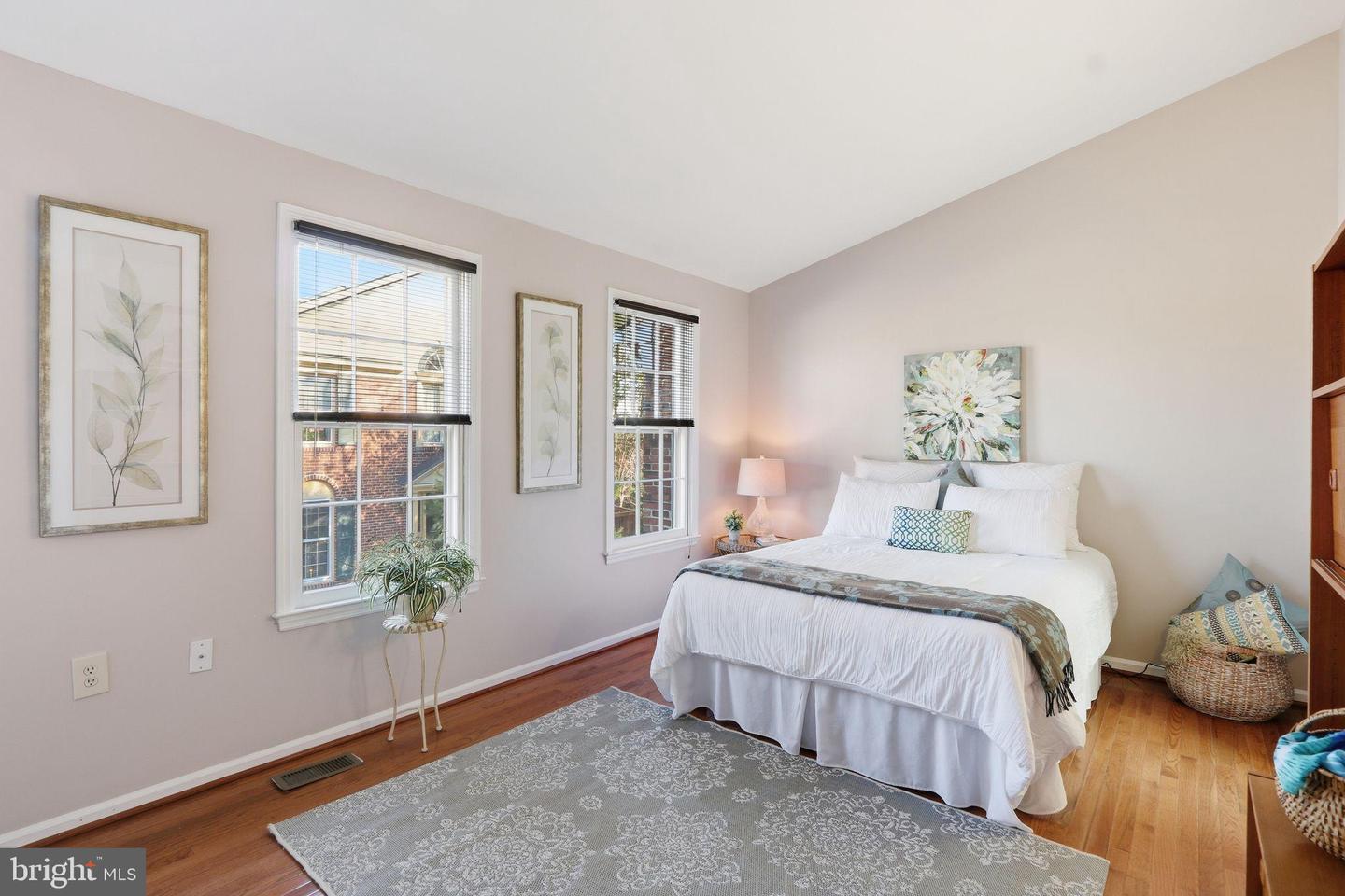 6508 WESTMORE CT, SPRINGFIELD, Virginia 22150, 3 Bedrooms Bedrooms, 13 Rooms Rooms,3 BathroomsBathrooms,Residential,For sale,6508 WESTMORE CT,VAFX2286436 MLS # VAFX2286436