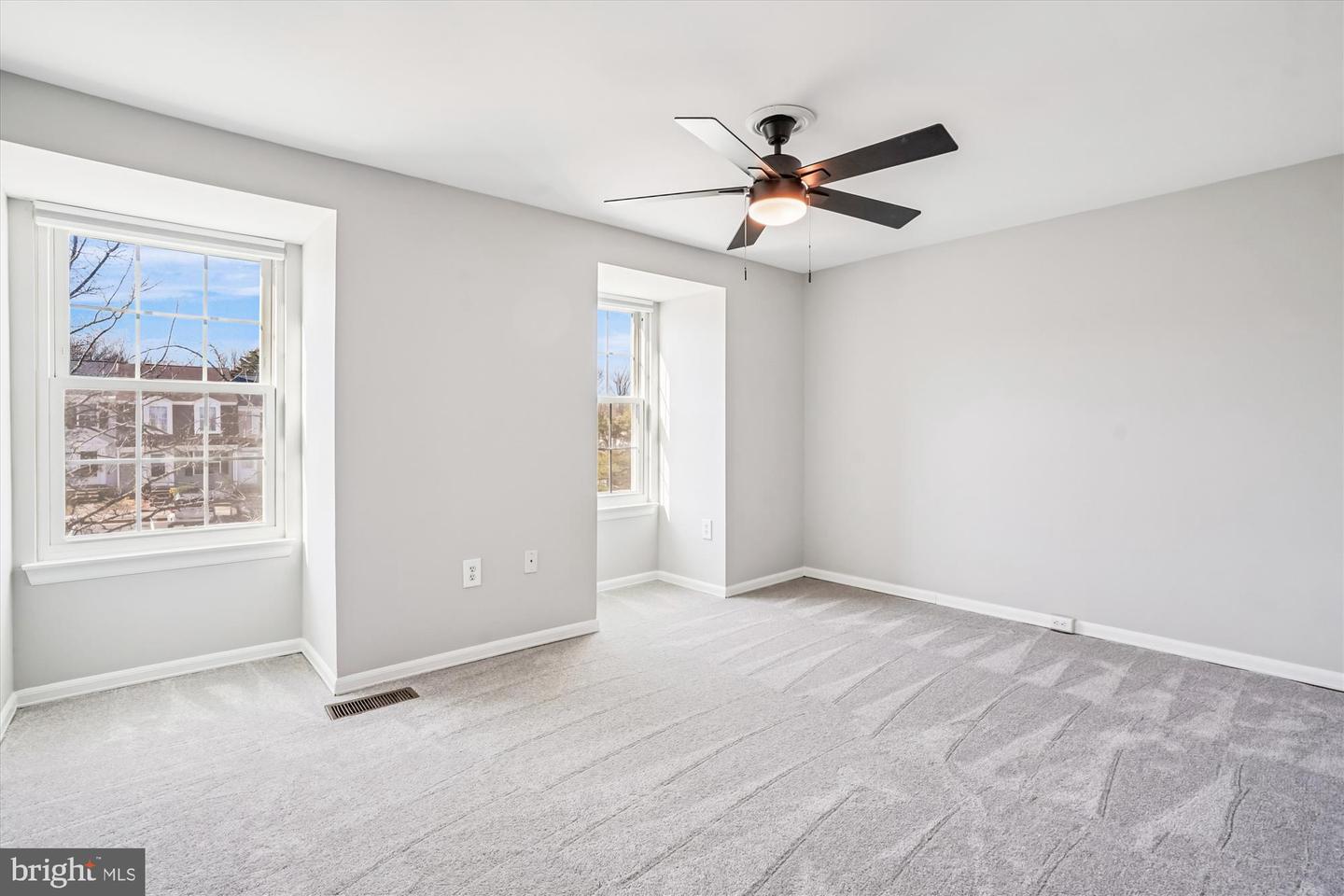 31 QUINCY CT, STERLING, Virginia 20165, 3 Bedrooms Bedrooms, ,2 BathroomsBathrooms,Residential,For sale,31 QUINCY CT,VALO2114190 MLS # VALO2114190