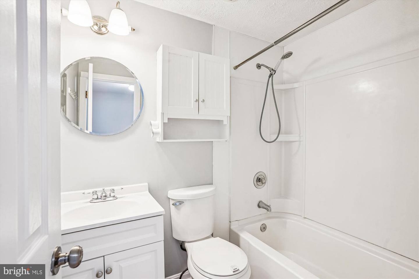 31 QUINCY CT, STERLING, Virginia 20165, 3 Bedrooms Bedrooms, ,2 BathroomsBathrooms,Residential,For sale,31 QUINCY CT,VALO2114190 MLS # VALO2114190