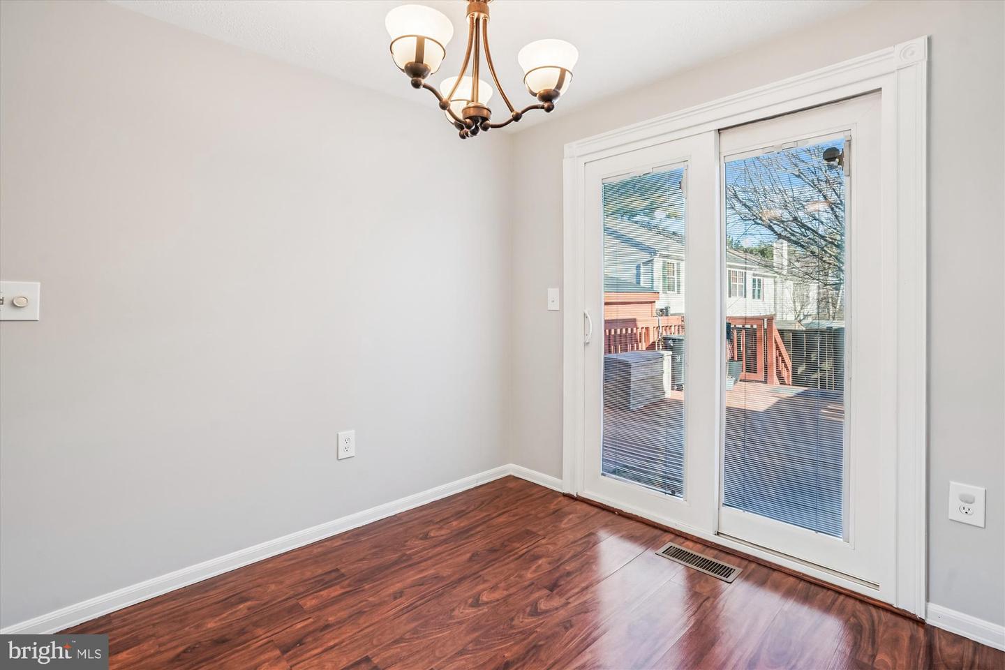 31 QUINCY CT, STERLING, Virginia 20165, 3 Bedrooms Bedrooms, ,2 BathroomsBathrooms,Residential,For sale,31 QUINCY CT,VALO2114190 MLS # VALO2114190