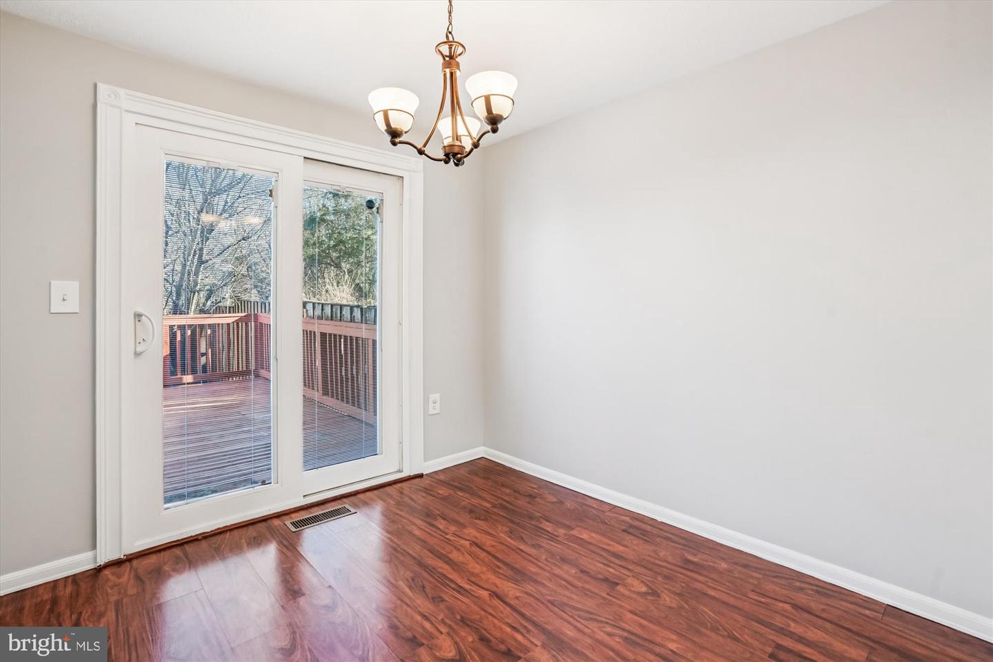 31 QUINCY CT, STERLING, Virginia 20165, 3 Bedrooms Bedrooms, ,2 BathroomsBathrooms,Residential,For sale,31 QUINCY CT,VALO2114190 MLS # VALO2114190