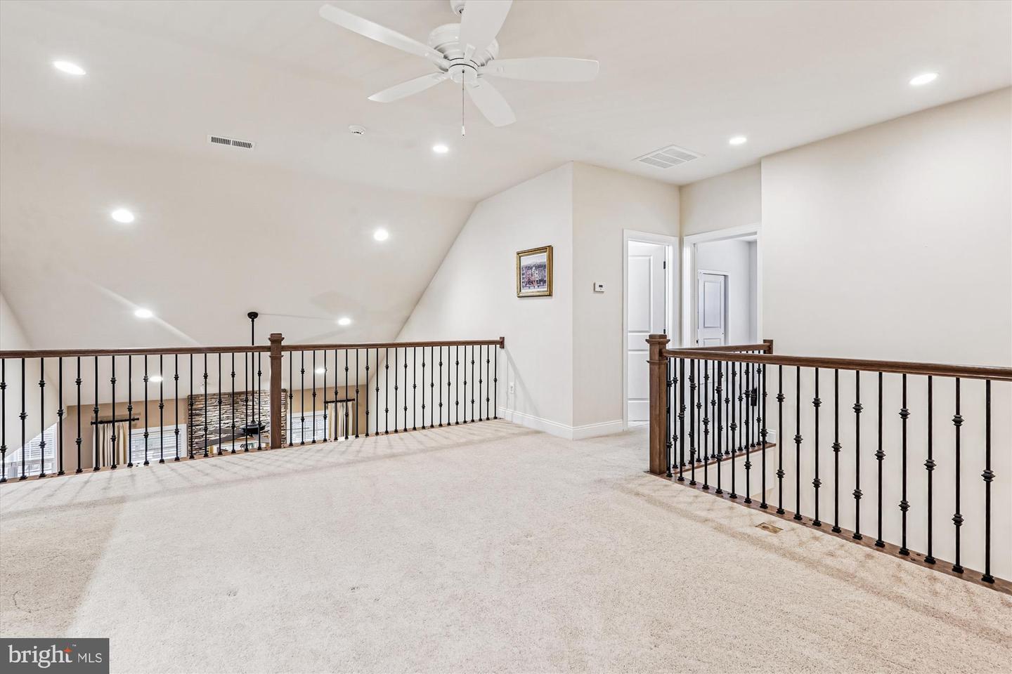 5934 BOWES CREEK PL, GAINESVILLE, Virginia 20155, 4 Bedrooms Bedrooms, ,3 BathroomsBathrooms,Residential,For sale,5934 BOWES CREEK PL,VAPW2110806 MLS # VAPW2110806