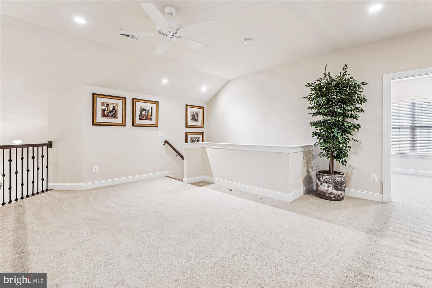 5934 BOWES CREEK PL, GAINESVILLE, Virginia 20155, 4 Bedrooms Bedrooms, ,3 BathroomsBathrooms,Residential,For sale,5934 BOWES CREEK PL,VAPW2110806 MLS # VAPW2110806