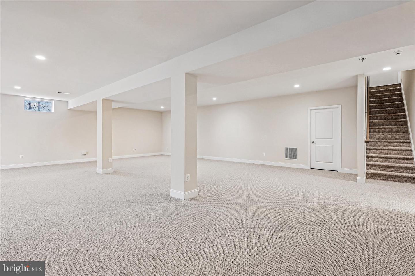 5934 BOWES CREEK PL, GAINESVILLE, Virginia 20155, 4 Bedrooms Bedrooms, ,3 BathroomsBathrooms,Residential,For sale,5934 BOWES CREEK PL,VAPW2110806 MLS # VAPW2110806