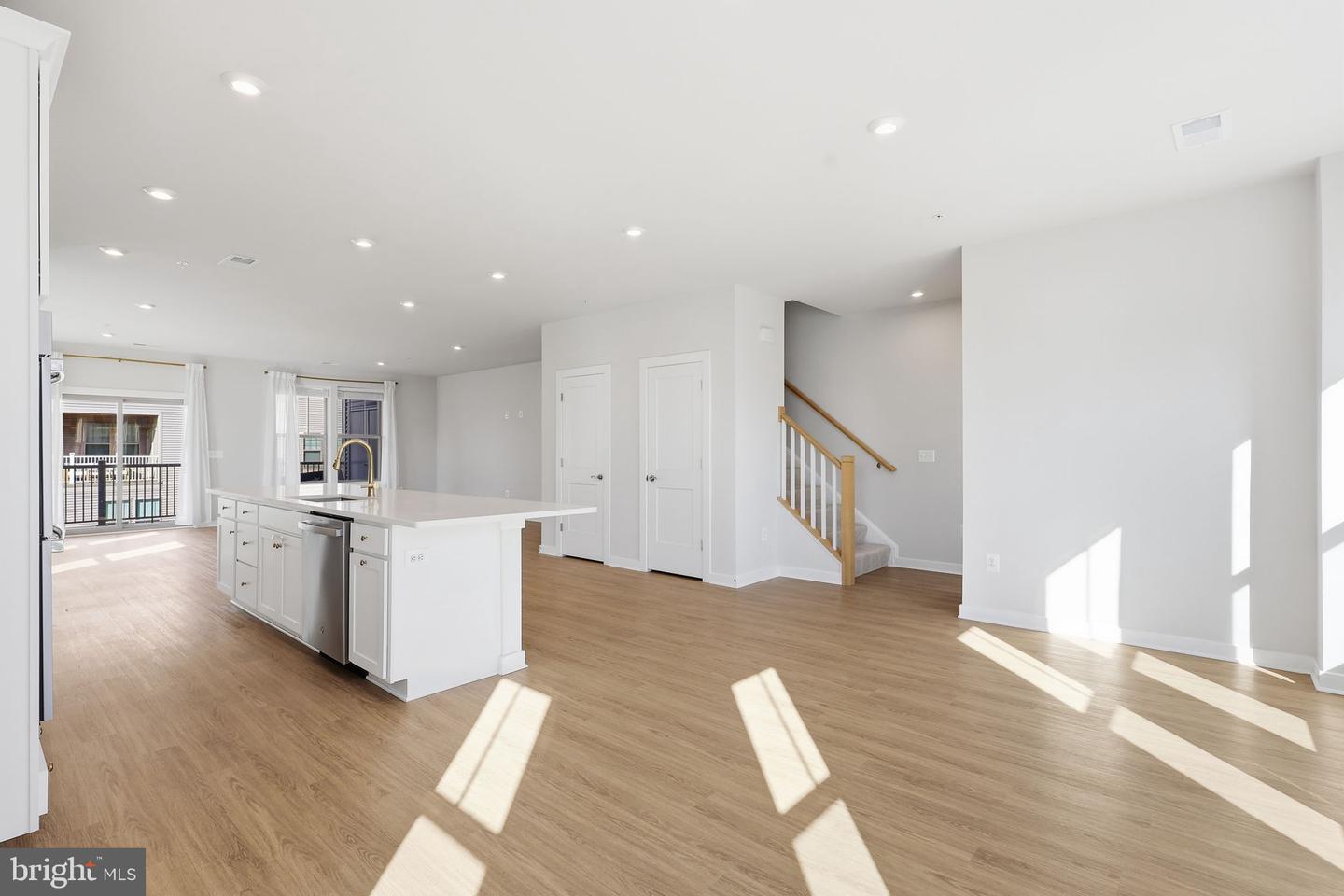 201-B PARK CENTRAL TER, MANASSAS PARK, Virginia 20111, 3 Bedrooms Bedrooms, ,2 BathroomsBathrooms,Residential,For sale,201-B PARK CENTRAL TER,VAMP2003596 MLS # VAMP2003596