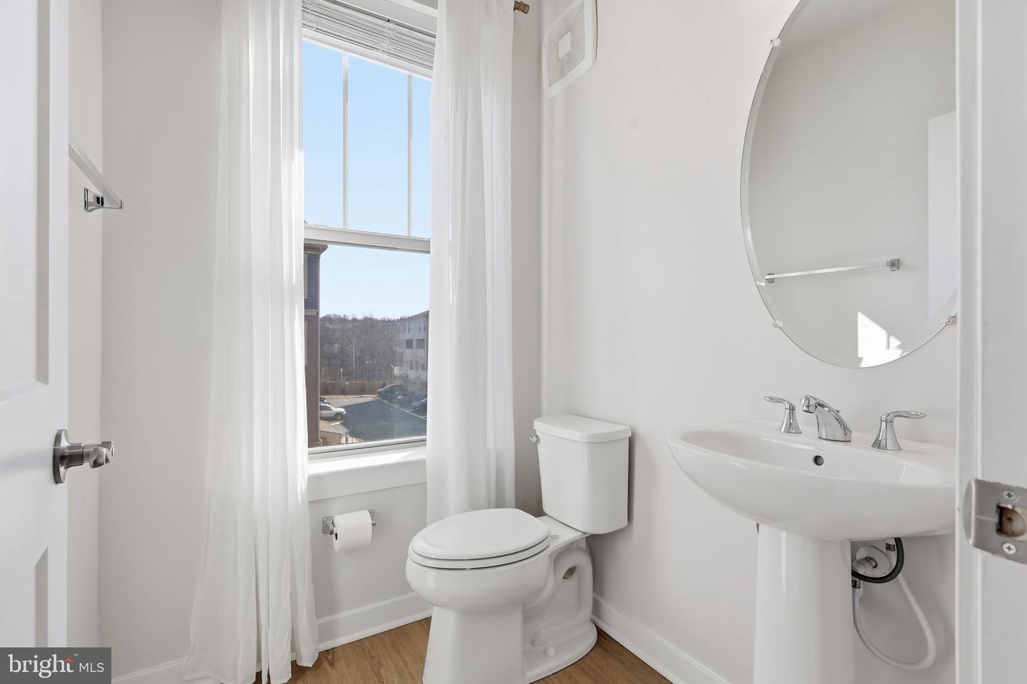 201-B PARK CENTRAL TER, MANASSAS PARK, Virginia 20111, 3 Bedrooms Bedrooms, ,2 BathroomsBathrooms,Residential,For sale,201-B PARK CENTRAL TER,VAMP2003596 MLS # VAMP2003596