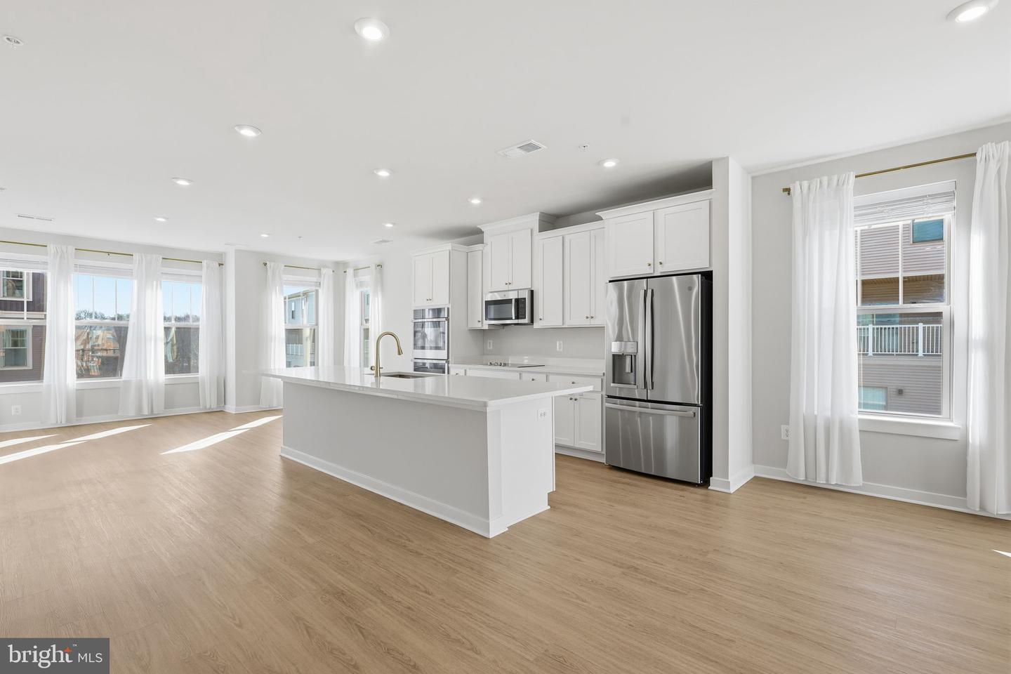 201-B PARK CENTRAL TER, MANASSAS PARK, Virginia 20111, 3 Bedrooms Bedrooms, ,2 BathroomsBathrooms,Residential,For sale,201-B PARK CENTRAL TER,VAMP2003596 MLS # VAMP2003596