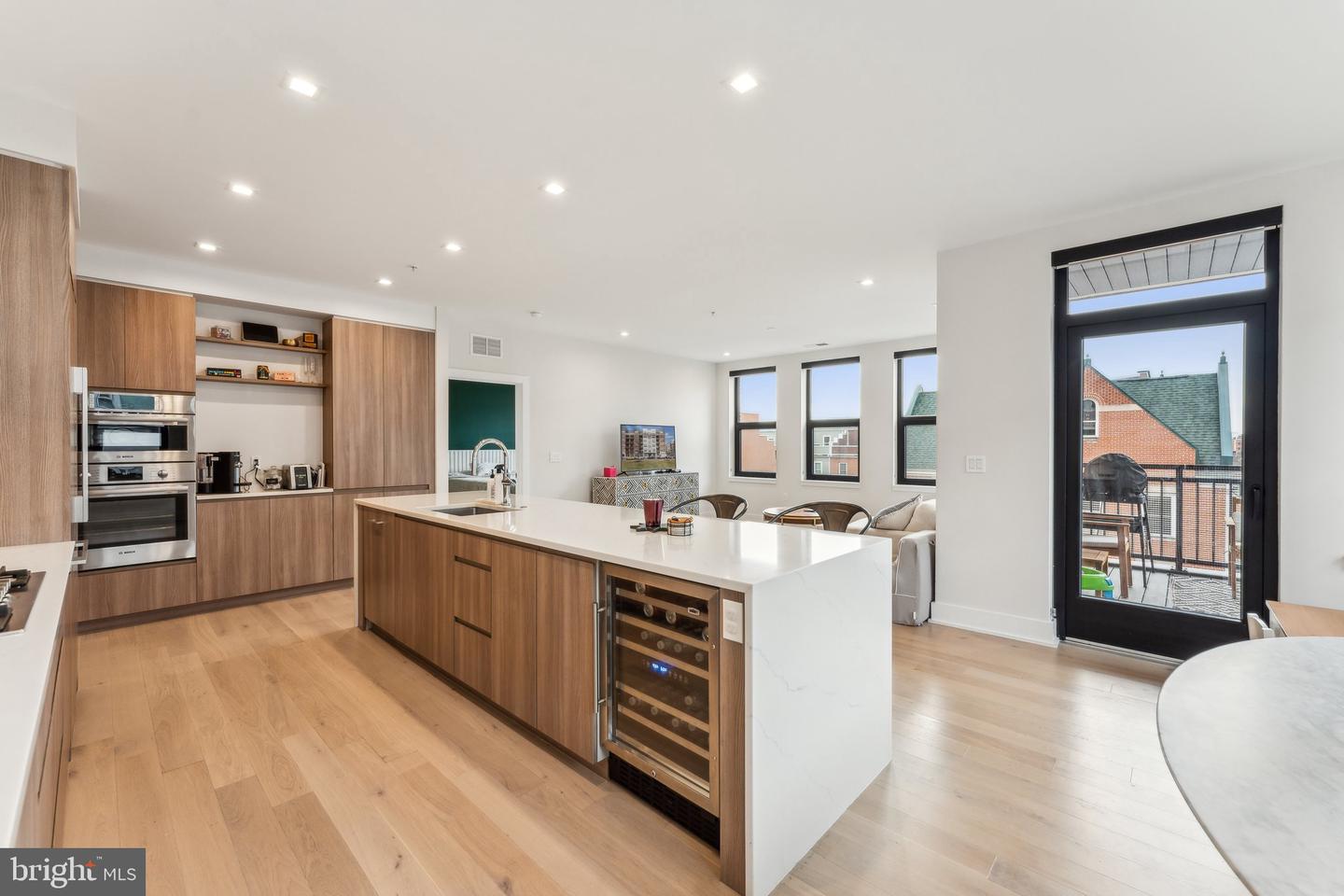 701 SWANN AVE #402, ALEXANDRIA, Virginia 22301, 3 Bedrooms Bedrooms, ,2 BathroomsBathrooms,Residential,For sale,701 SWANN AVE #402,VAAX2053348 MLS # VAAX2053348 701 SWANN AVE #402, ALEXANDRIA, Virginia 22301, 3 Bedrooms Bedrooms, ,2 BathroomsBathrooms,Residential,For sale,701 SWANN AVE #402,VAAX2053348 MLS # VAAX2053348