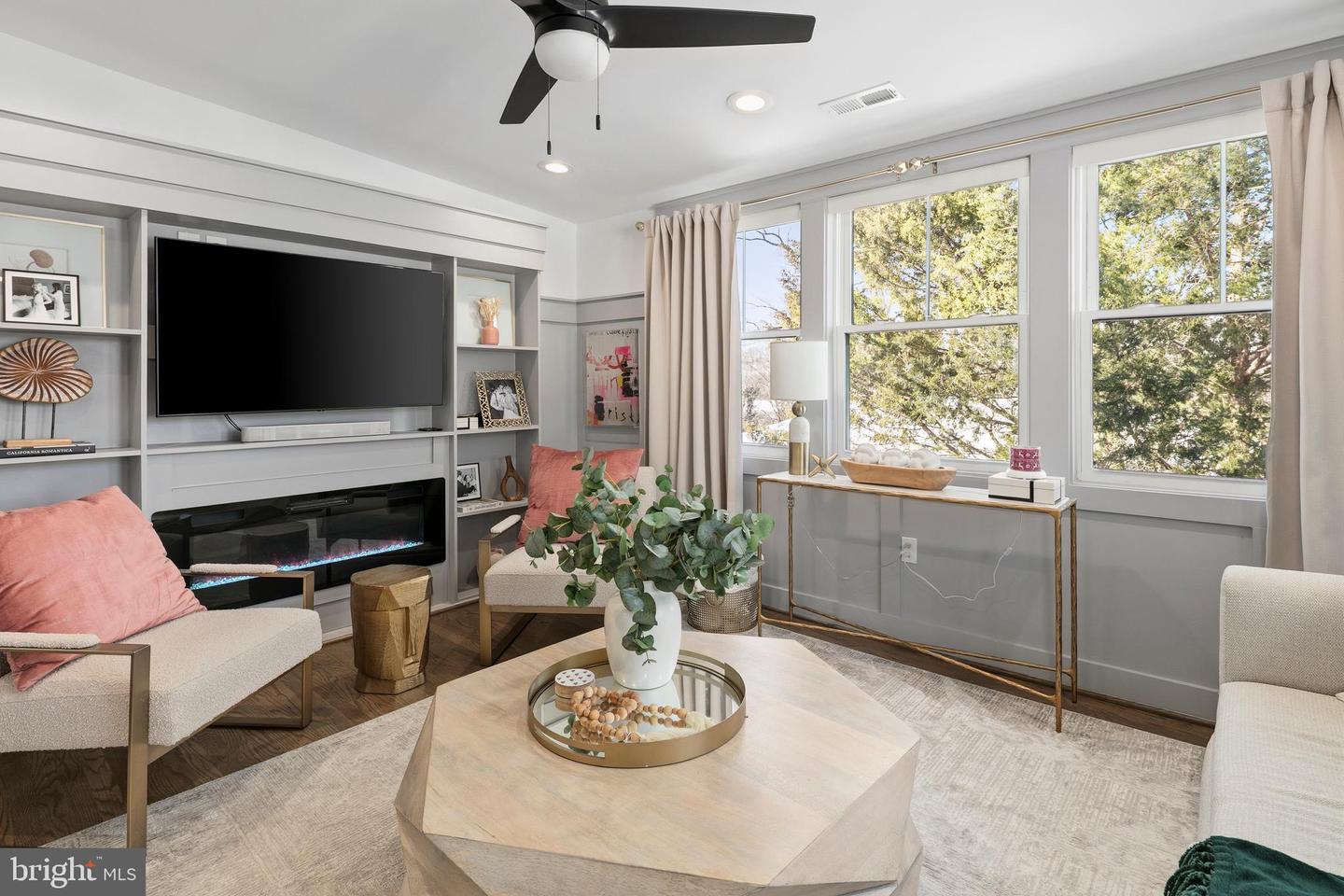 2813 JAMES DR, ALEXANDRIA, Virginia 22303, 5 Bedrooms Bedrooms, ,3 BathroomsBathrooms,Residential,For sale,2813 JAMES DR,VAFX2286670 MLS # VAFX2286670 2813 JAMES DR, ALEXANDRIA, Virginia 22303, 5 Bedrooms Bedrooms, ,3 BathroomsBathrooms,Residential,For sale,2813 JAMES DR,VAFX2286670 MLS # VAFX2286670