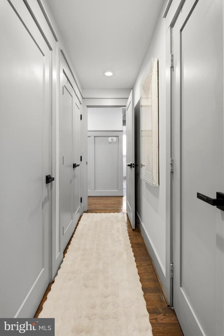 2813 JAMES DR, ALEXANDRIA, Virginia 22303, 5 Bedrooms Bedrooms, ,3 BathroomsBathrooms,Residential,For sale,2813 JAMES DR,VAFX2286670 MLS # VAFX2286670 2813 JAMES DR, ALEXANDRIA, Virginia 22303, 5 Bedrooms Bedrooms, ,3 BathroomsBathrooms,Residential,For sale,2813 JAMES DR,VAFX2286670 MLS # VAFX2286670