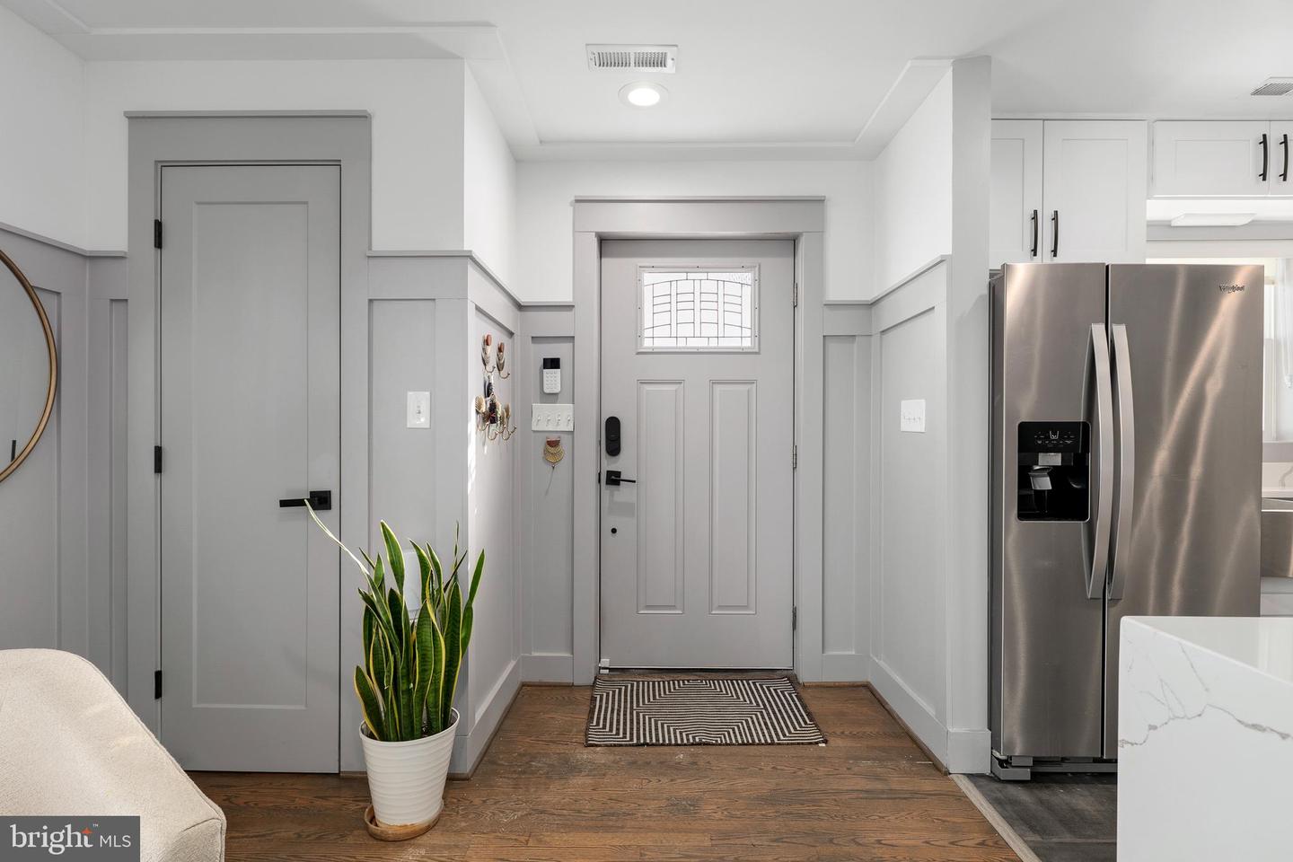 2813 JAMES DR, ALEXANDRIA, Virginia 22303, 5 Bedrooms Bedrooms, ,3 BathroomsBathrooms,Residential,For sale,2813 JAMES DR,VAFX2286670 MLS # VAFX2286670 2813 JAMES DR, ALEXANDRIA, Virginia 22303, 5 Bedrooms Bedrooms, ,3 BathroomsBathrooms,Residential,For sale,2813 JAMES DR,VAFX2286670 MLS # VAFX2286670