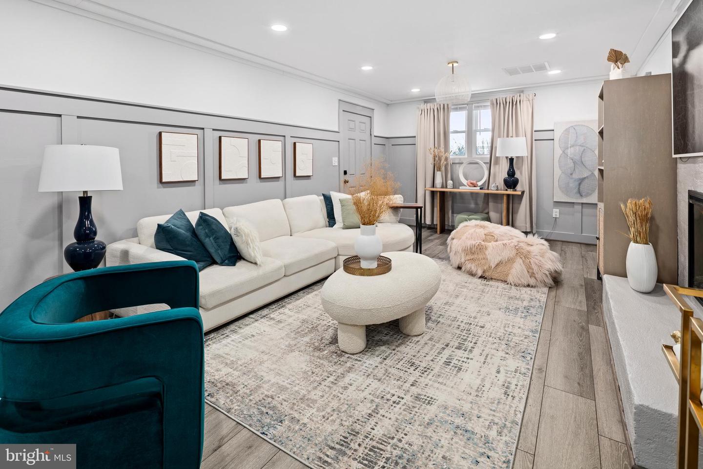 2813 JAMES DR, ALEXANDRIA, Virginia 22303, 5 Bedrooms Bedrooms, ,3 BathroomsBathrooms,Residential,For sale,2813 JAMES DR,VAFX2286670 MLS # VAFX2286670 2813 JAMES DR, ALEXANDRIA, Virginia 22303, 5 Bedrooms Bedrooms, ,3 BathroomsBathrooms,Residential,For sale,2813 JAMES DR,VAFX2286670 MLS # VAFX2286670