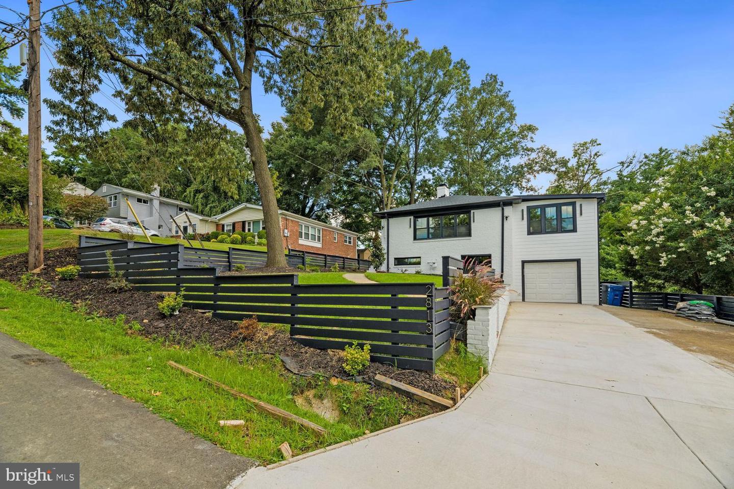 2813 JAMES DR, ALEXANDRIA, Virginia 22303, 5 Bedrooms Bedrooms, ,3 BathroomsBathrooms,Residential,For sale,2813 JAMES DR,VAFX2286670 MLS # VAFX2286670 2813 JAMES DR, ALEXANDRIA, Virginia 22303, 5 Bedrooms Bedrooms, ,3 BathroomsBathrooms,Residential,For sale,2813 JAMES DR,VAFX2286670 MLS # VAFX2286670