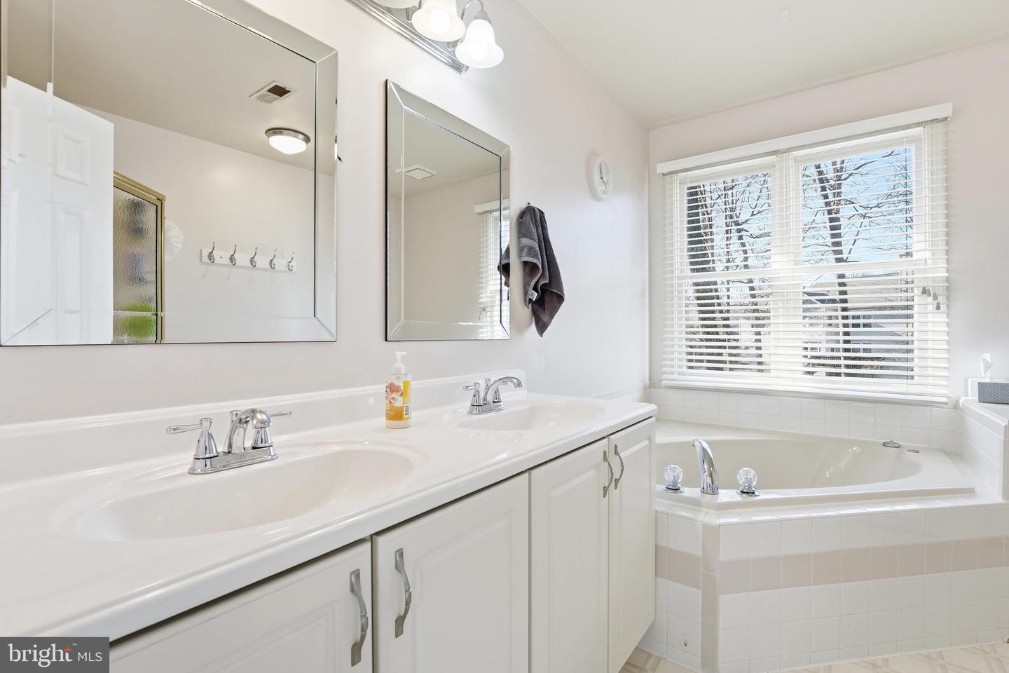 9806 KENMORE CT, FREDERICKSBURG, Virginia 22408, 4 Bedrooms Bedrooms, ,2 BathroomsBathrooms,Residential,For sale,9806 KENMORE CT,VASP2038756 MLS # VASP2038756