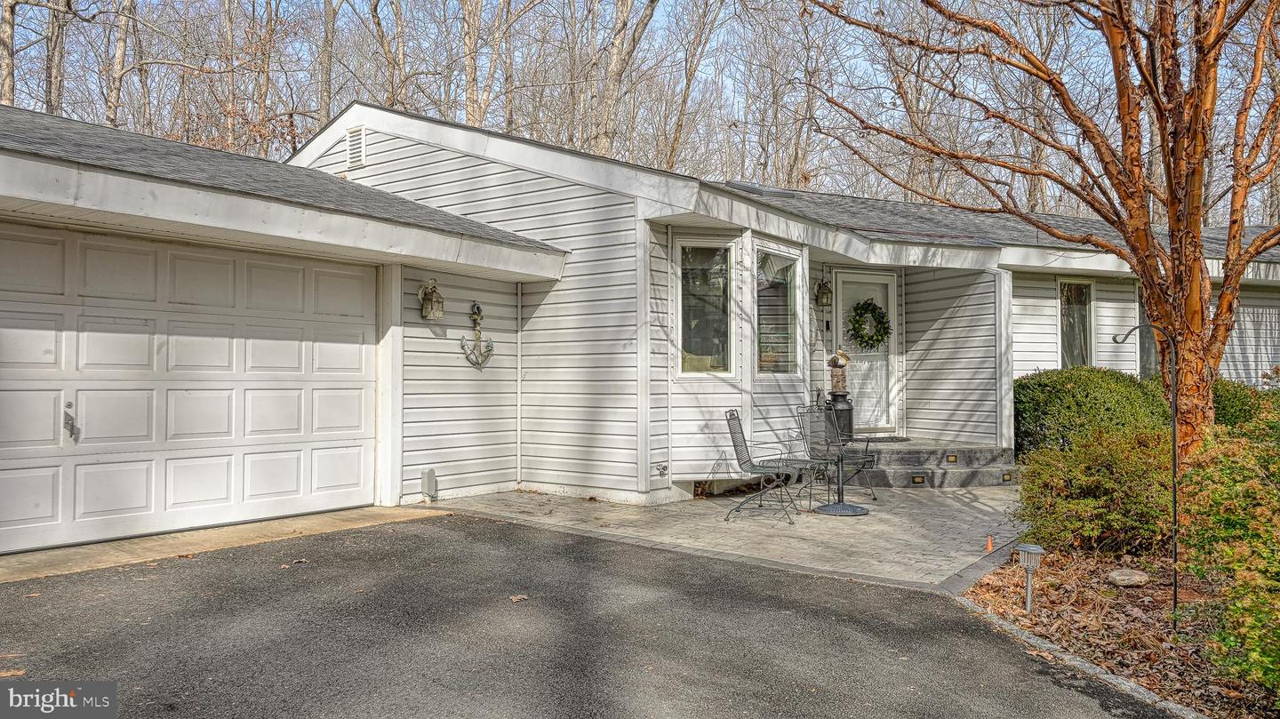 7102 OAKWOOD DR, ORANGE, Virginia 22960, 3 Bedrooms Bedrooms, ,3 BathroomsBathrooms,Residential,For sale,7102 OAKWOOD DR,VASP2038758 MLS # VASP2038758 7102 OAKWOOD DR, ORANGE, Virginia 22960, 3 Bedrooms Bedrooms, ,3 BathroomsBathrooms,Residential,For sale,7102 OAKWOOD DR,VASP2038758 MLS # VASP2038758