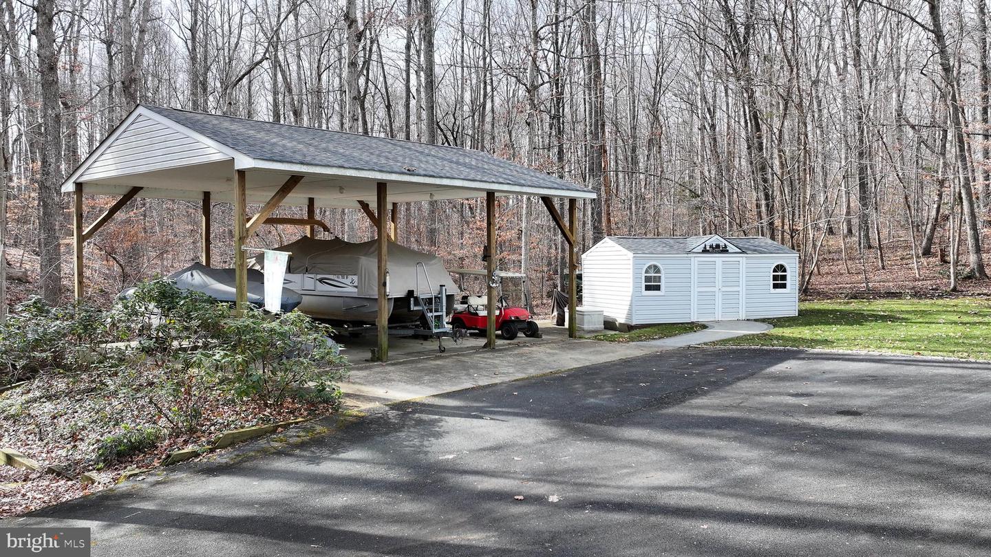 7102 OAKWOOD DR, ORANGE, Virginia 22960, 3 Bedrooms Bedrooms, ,3 BathroomsBathrooms,Residential,For sale,7102 OAKWOOD DR,VASP2038758 MLS # VASP2038758 7102 OAKWOOD DR, ORANGE, Virginia 22960, 3 Bedrooms Bedrooms, ,3 BathroomsBathrooms,Residential,For sale,7102 OAKWOOD DR,VASP2038758 MLS # VASP2038758